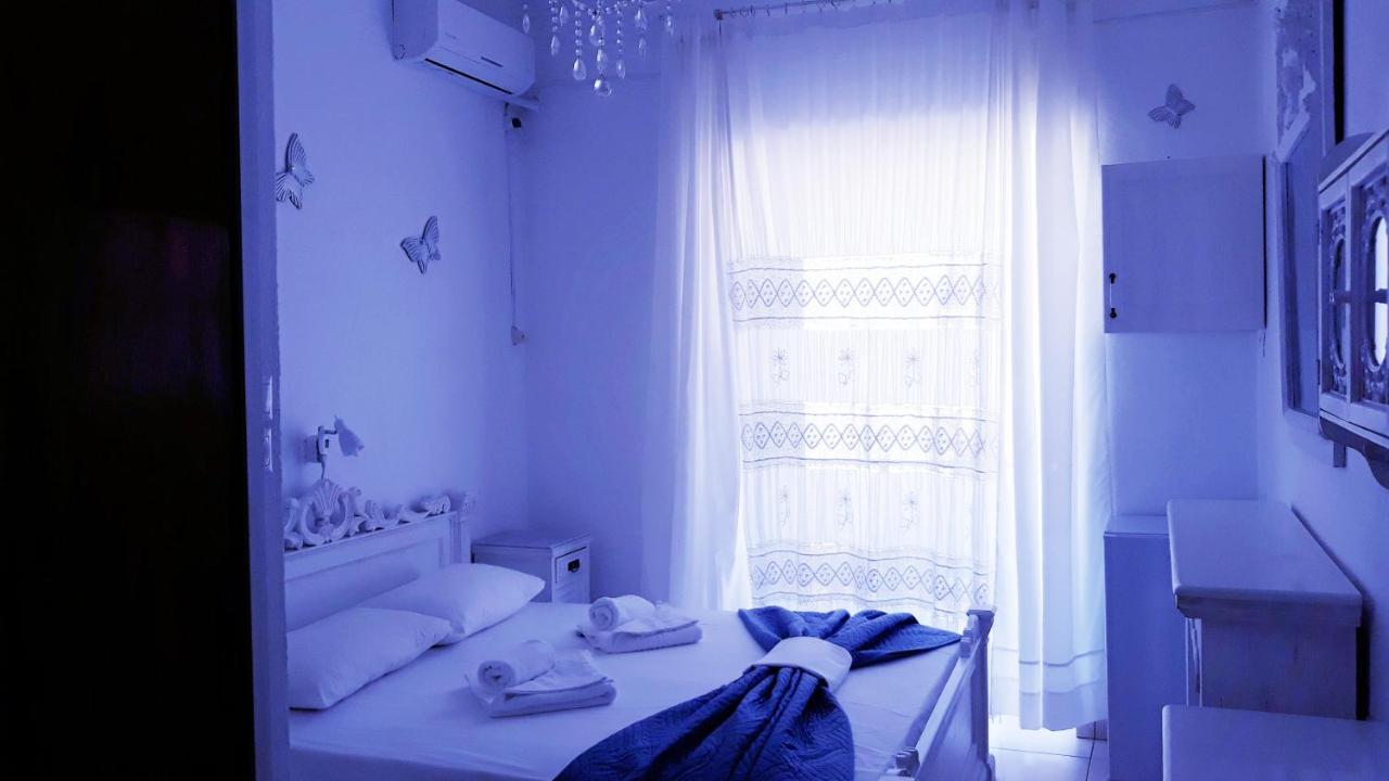 Christos Rooms Palaiochora Ngoại thất bức ảnh