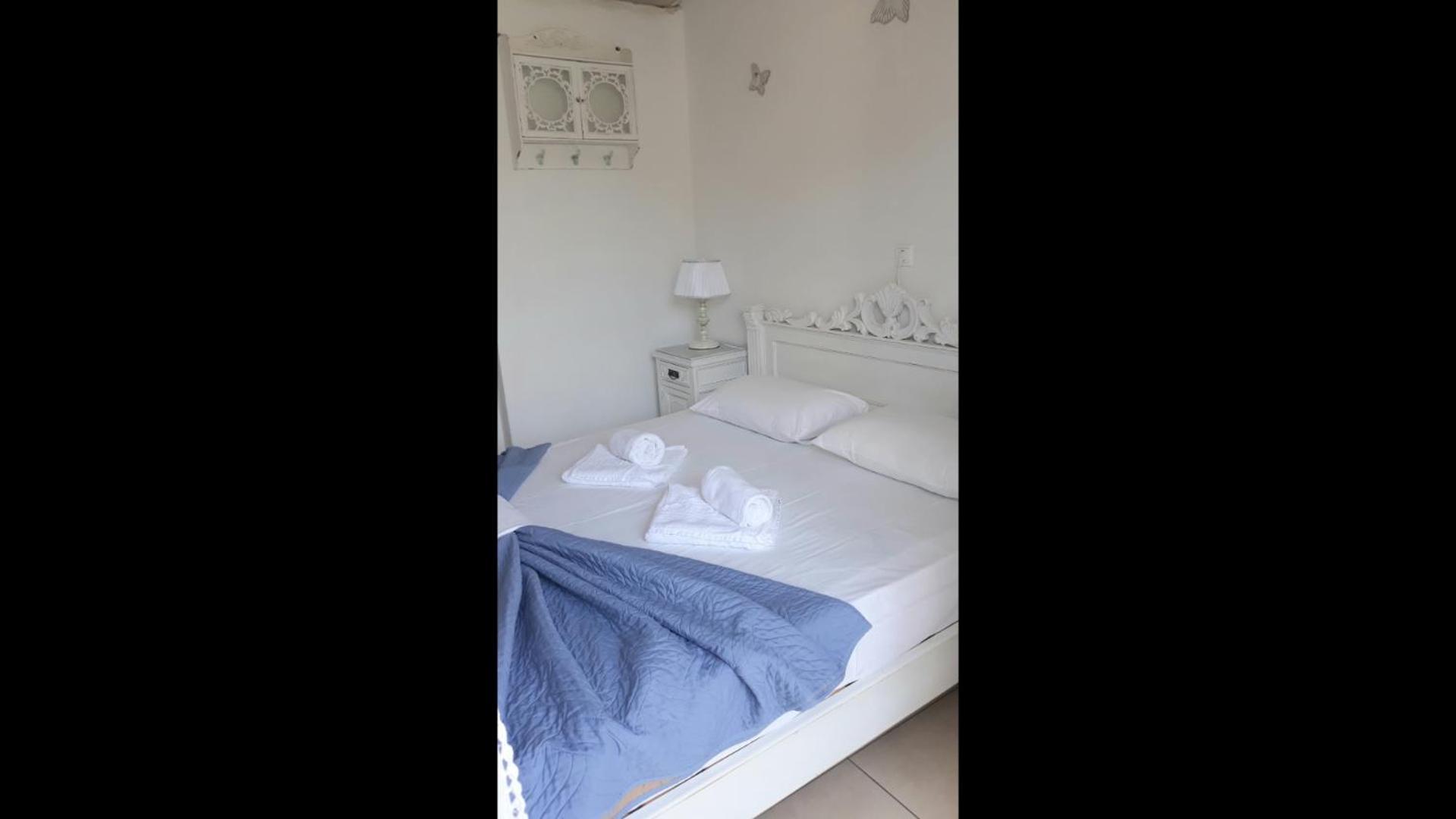 Christos Rooms Palaiochora Phòng bức ảnh