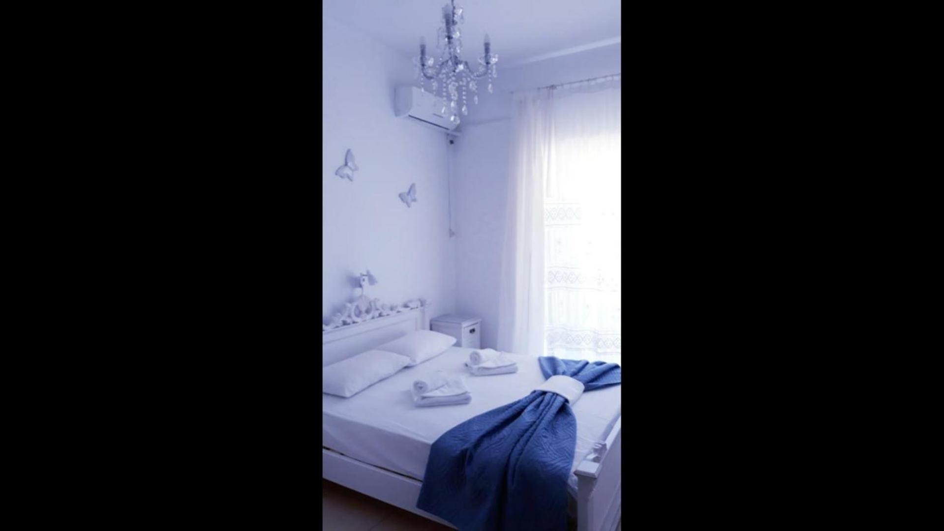 Christos Rooms Palaiochora Phòng bức ảnh