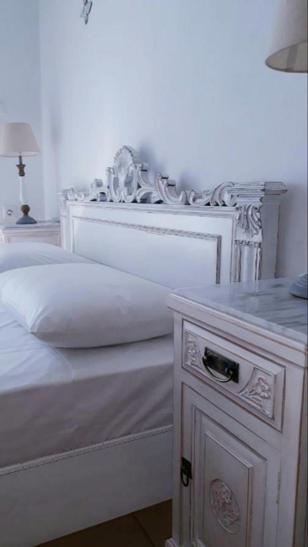 Christos Rooms Palaiochora Phòng bức ảnh