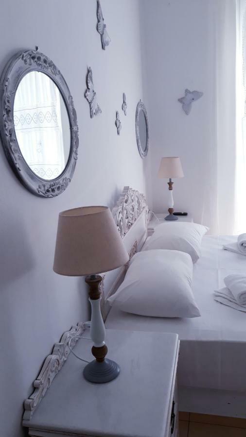 Christos Rooms Palaiochora Ngoại thất bức ảnh