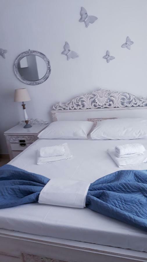 Christos Rooms Palaiochora Ngoại thất bức ảnh