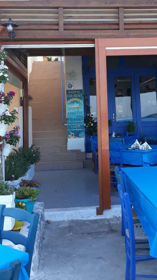 Christos Rooms Palaiochora Ngoại thất bức ảnh